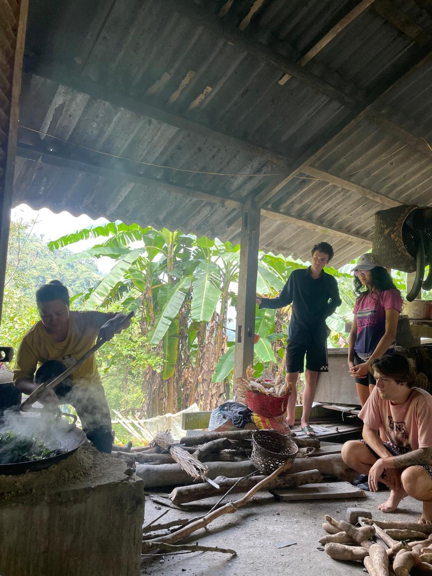 Bikki'S Jungle Homestay Ха Жианг Екстериор снимка