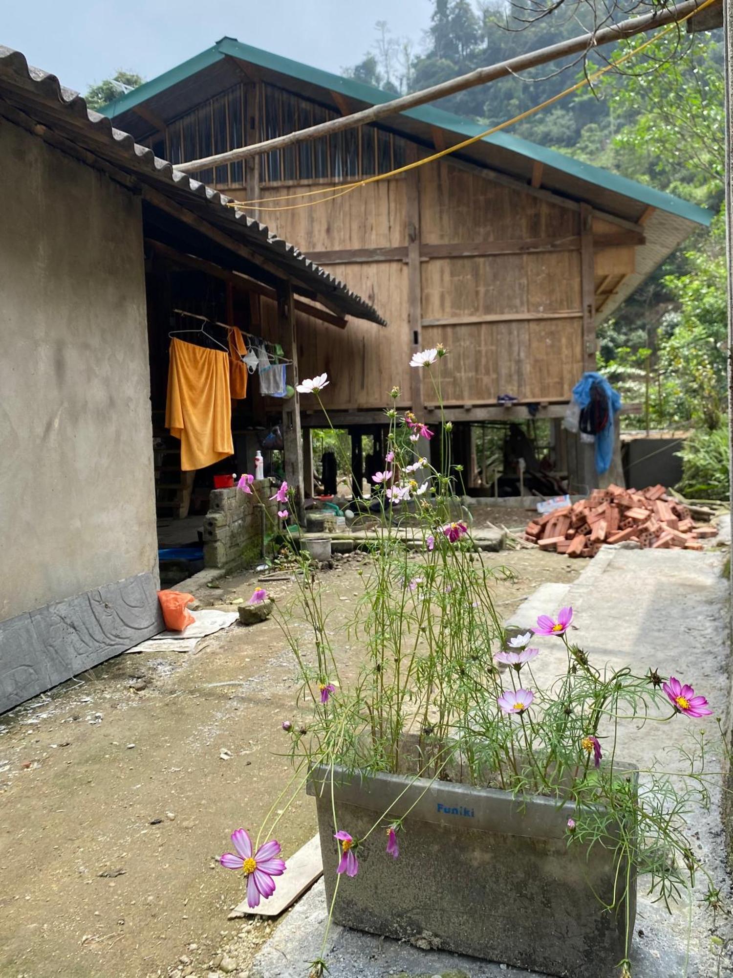 Bikki'S Jungle Homestay Ха Жианг Екстериор снимка